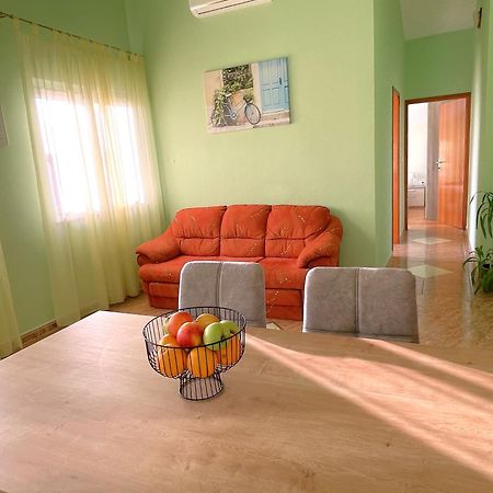 Apartments Martina Vodice Exterior foto